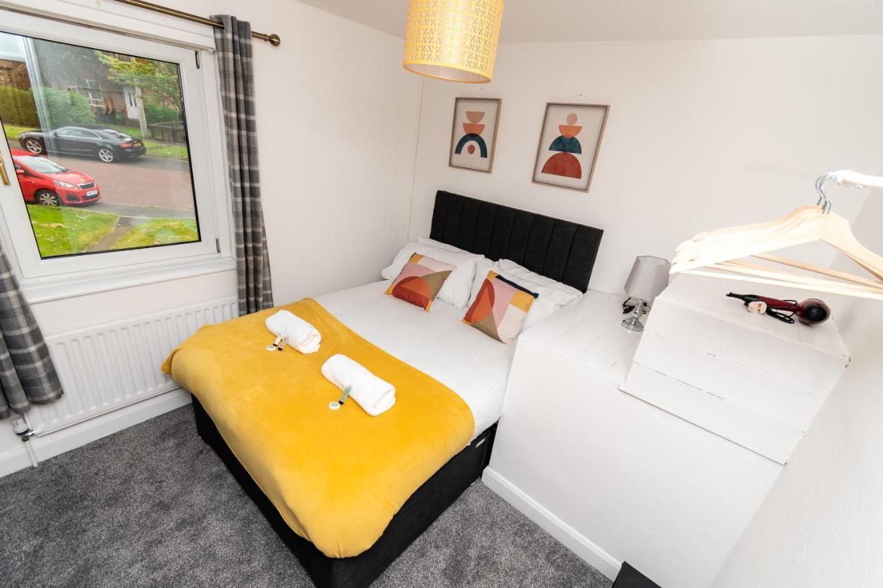 Greenbourne - 4 Bedrooms Sleeps 8 Free Parking Gateshead Exterior photo